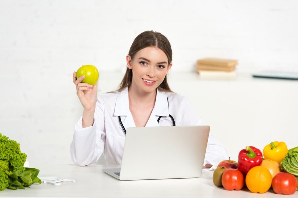 Der Arzt empfiehlt Obst für eine hypoallergene Ernährung