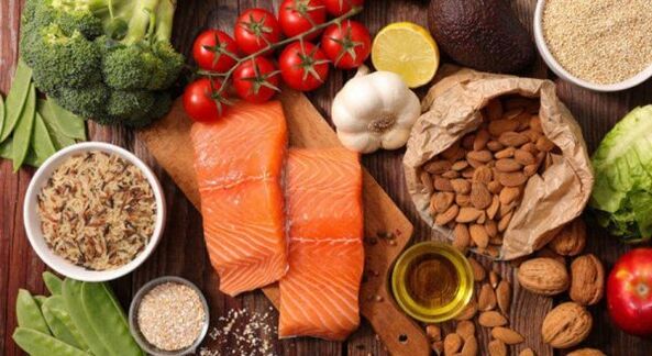 komplette Diät für die richtige Ernährung zur Gewichtsreduktion